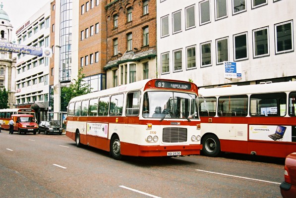 RELL 2530 in Wellington Place June 2002