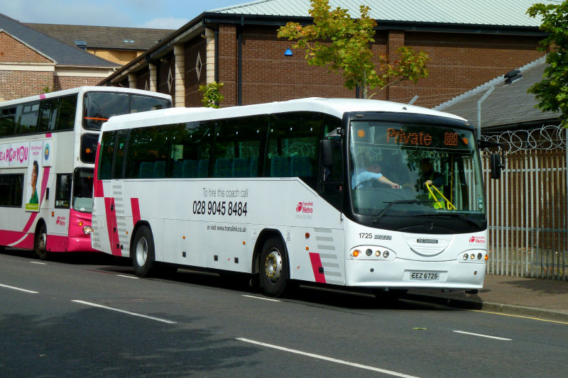 1725 new private hire livery - Inst - Aug 2014 [ Noel O'Rawe ]