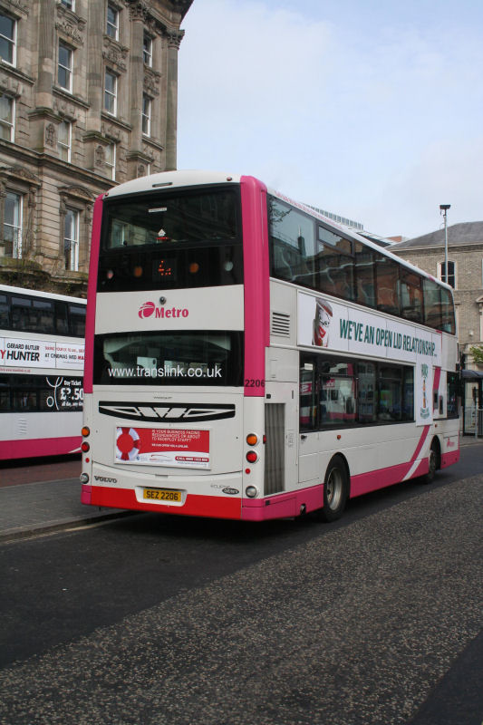 Volvo B9TL 2206 - Donegal Sq West - Apr 2010 (Martin Young)